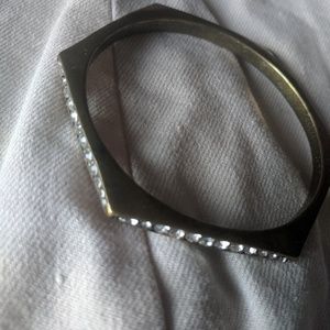 Chloe + Isabelle antique gold hexagon bracelet